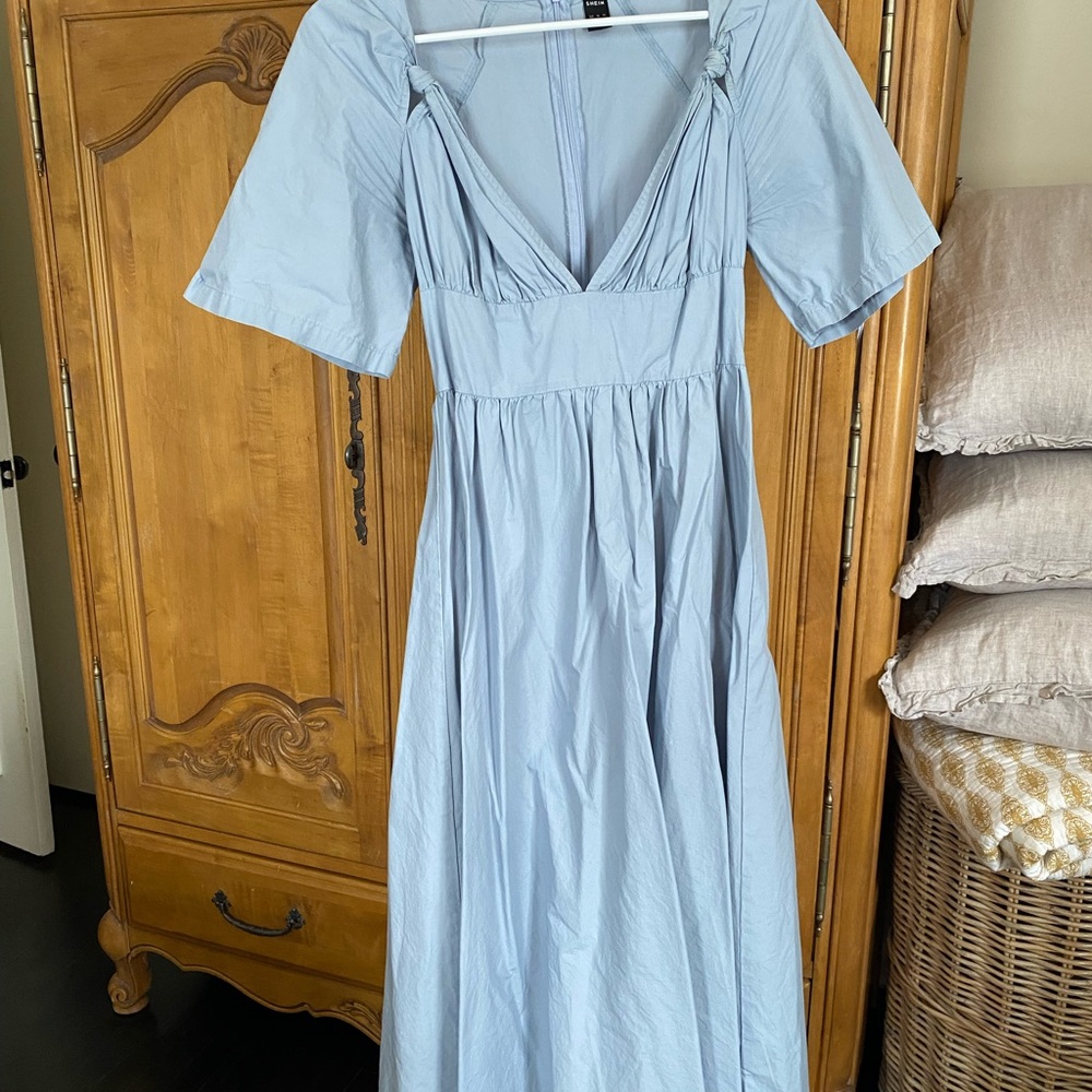 Elegant Blue Women's Dress